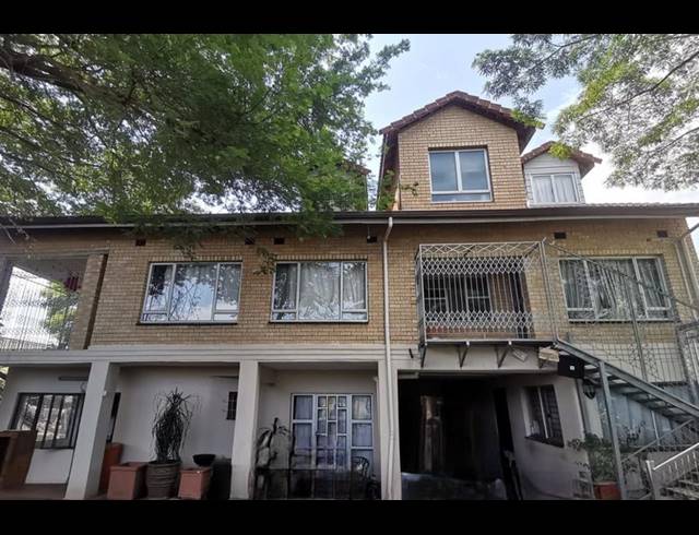 3 BEDROOM PROPERTY TO RENT IN CAVERSHAM GLEN